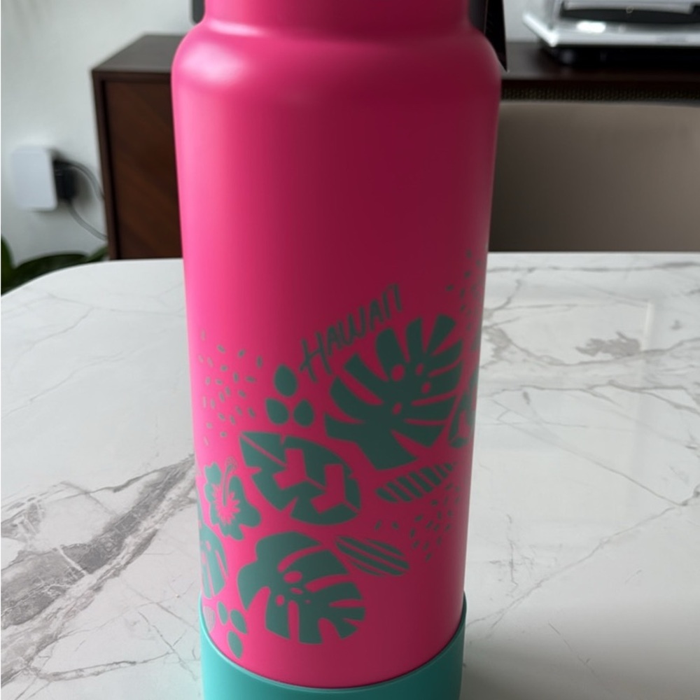 Hydro Flask Pink Limited Edition Hawaii Bottle